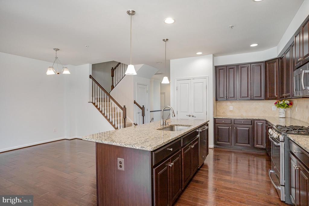 25890 RACING SUN DRIVE