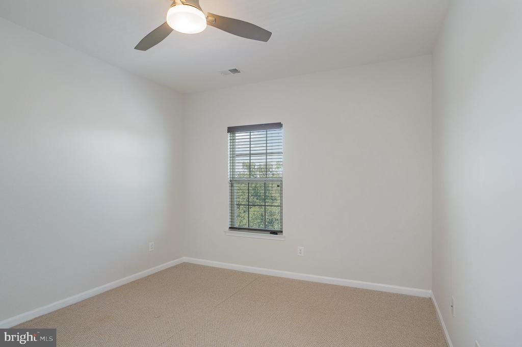 25890 RACING SUN DRIVE