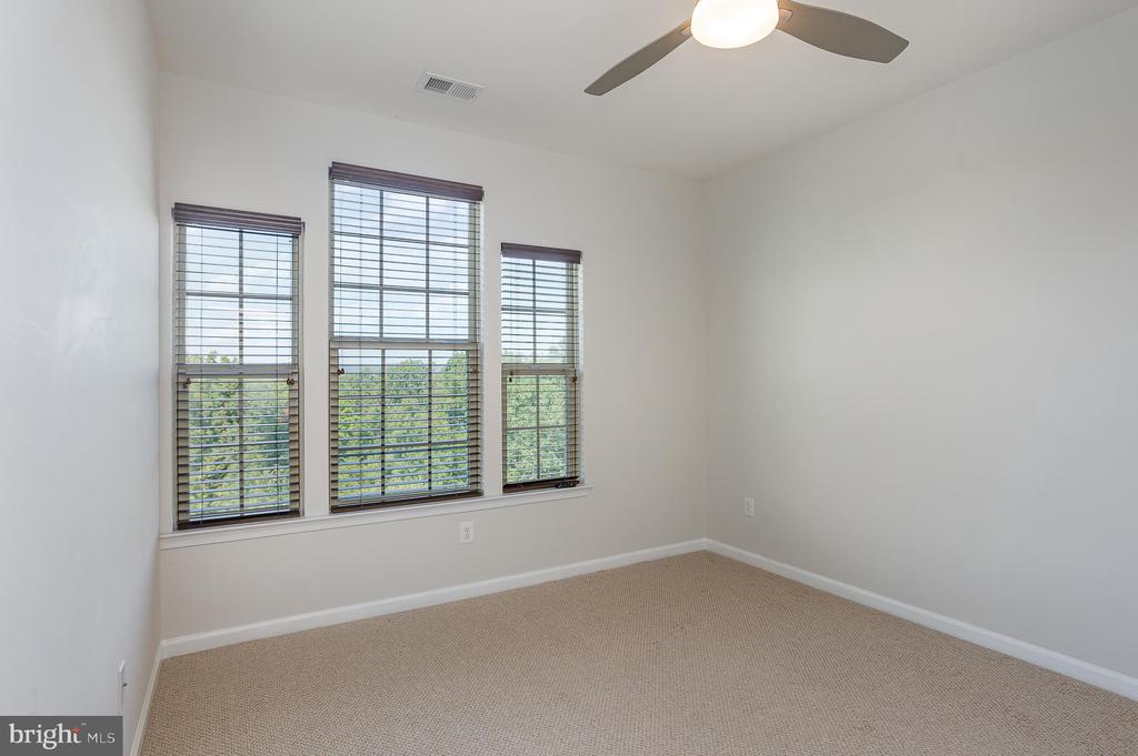 25890 RACING SUN DRIVE