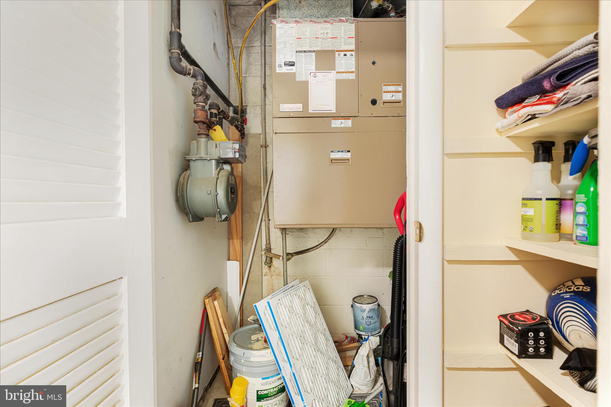 125 CLUBHOUSE DRIVE I SW 1