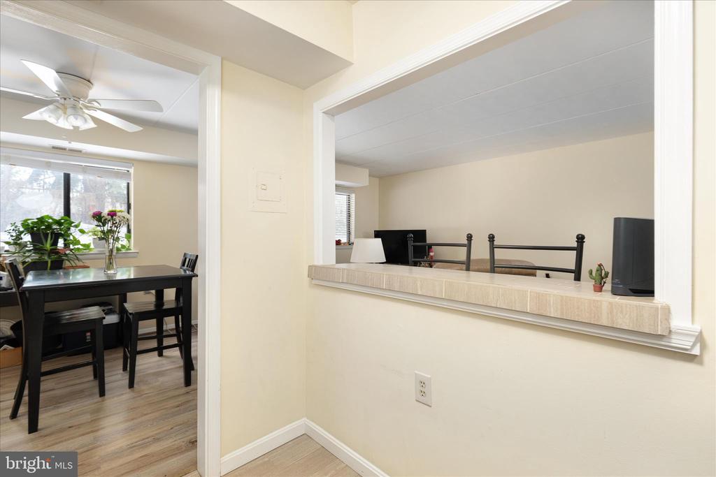 125 CLUBHOUSE DRIVE I SW 1