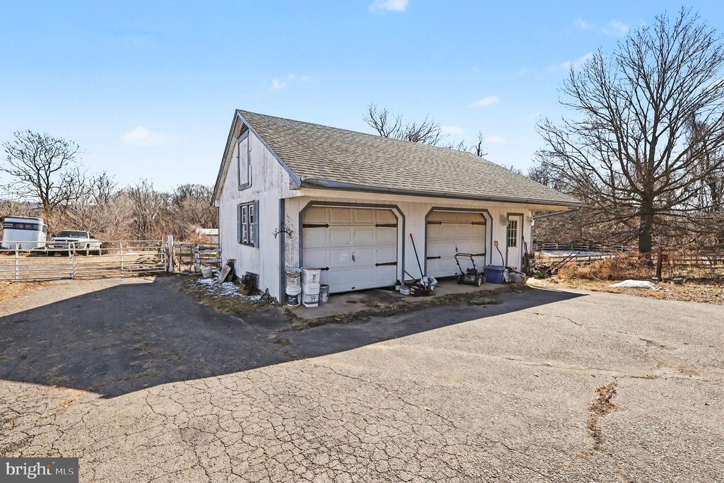 22244 SAM FRED ROAD