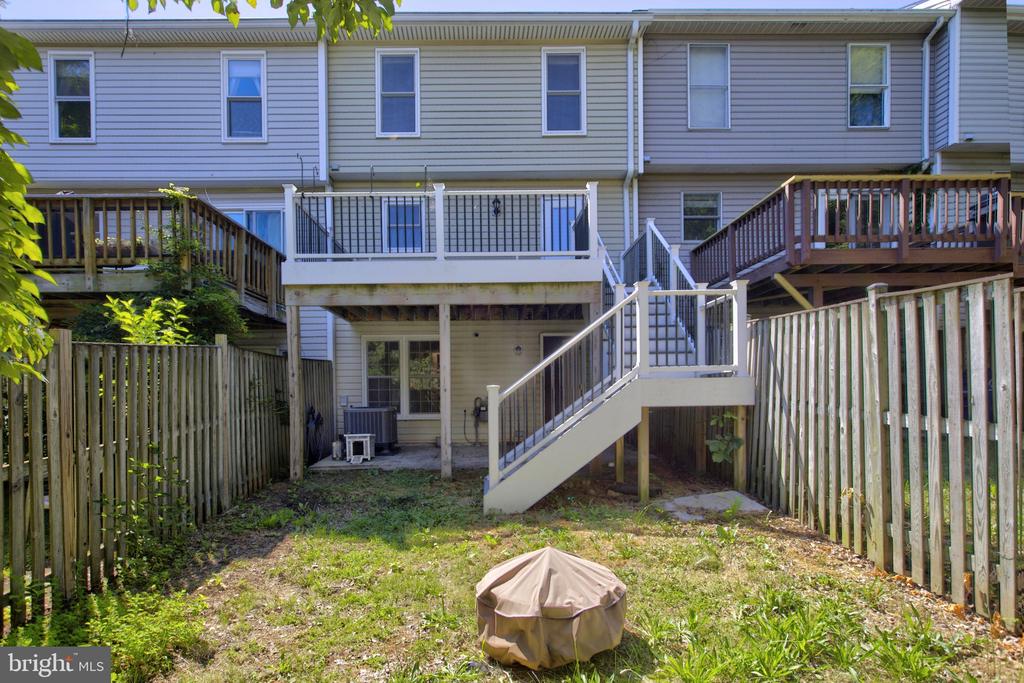 722 HETZEL TERRACE SE