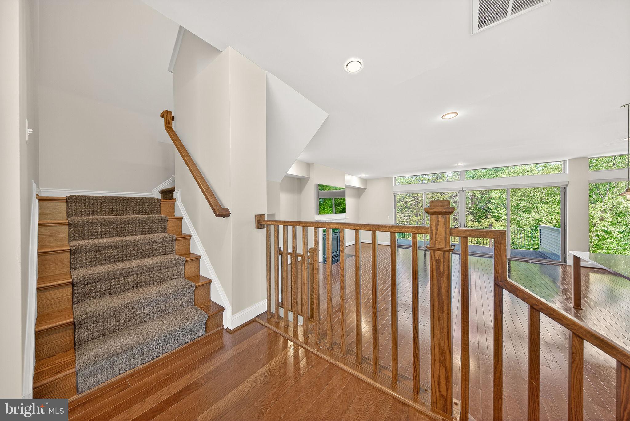 23394 EVENING PRIMROSE SQUARE