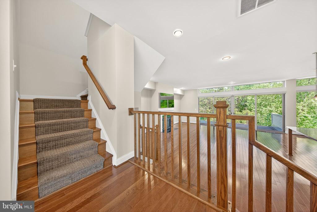 23394 EVENING PRIMROSE SQUARE