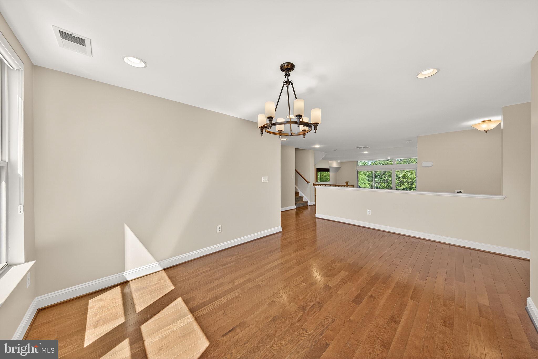 23394 EVENING PRIMROSE SQUARE