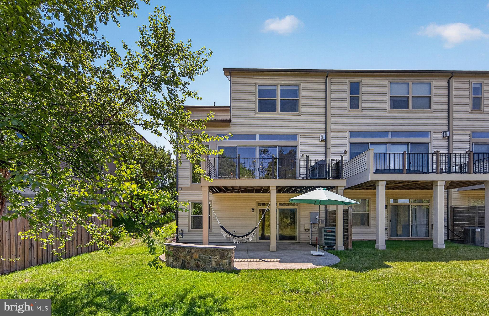 23394 EVENING PRIMROSE SQUARE