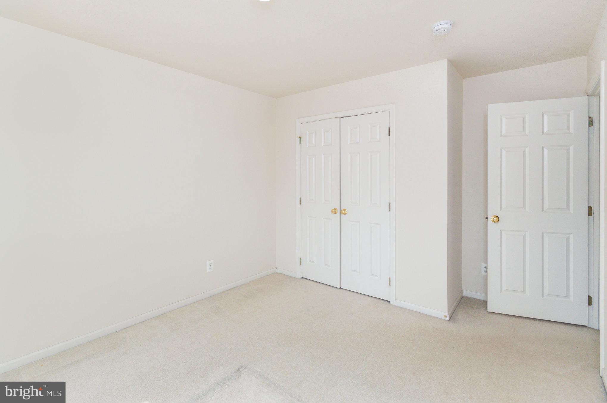 43095 HUNTERS GREEN SQUARE