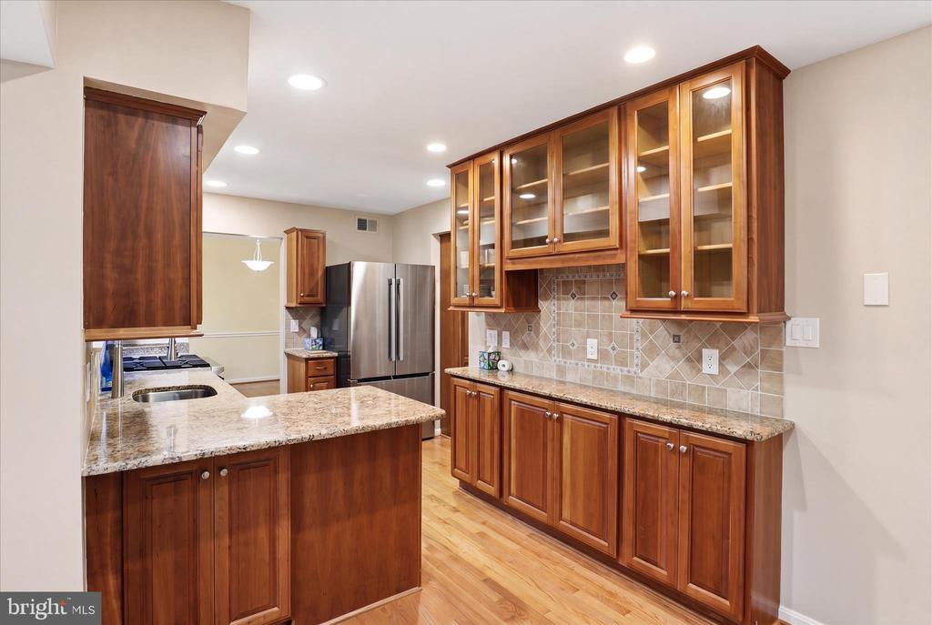 317 CARDINAL GLEN CIRCLE