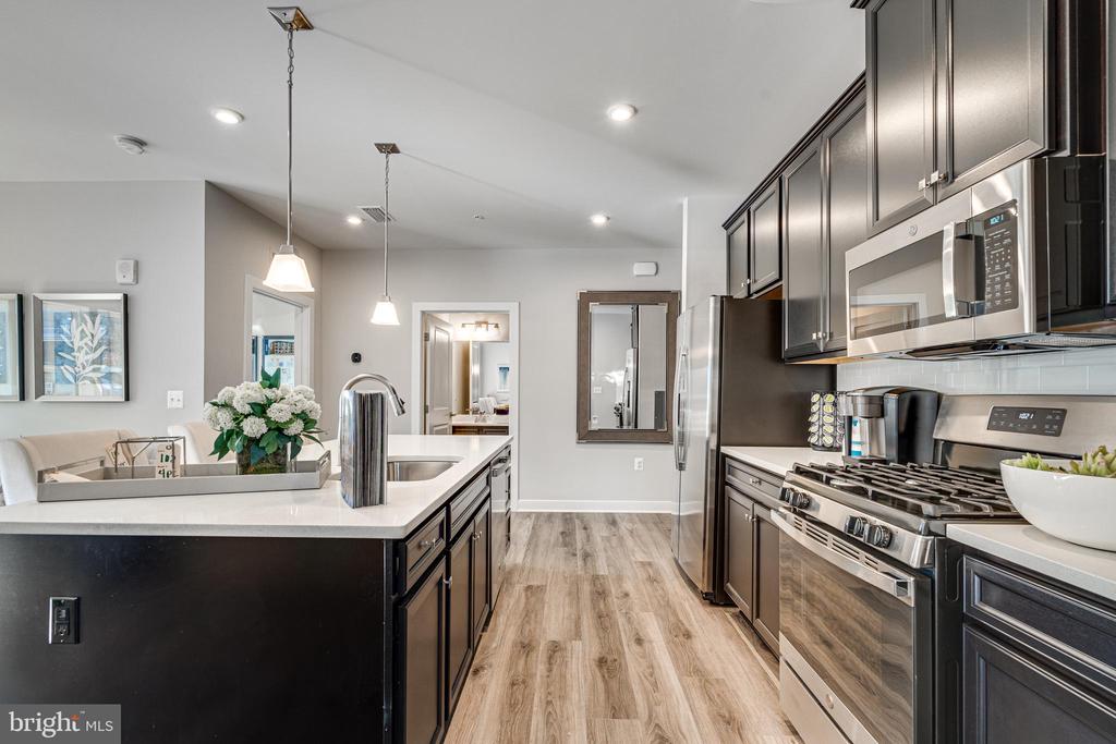 46320 MOUNT MILSTEAD TERRACE 105