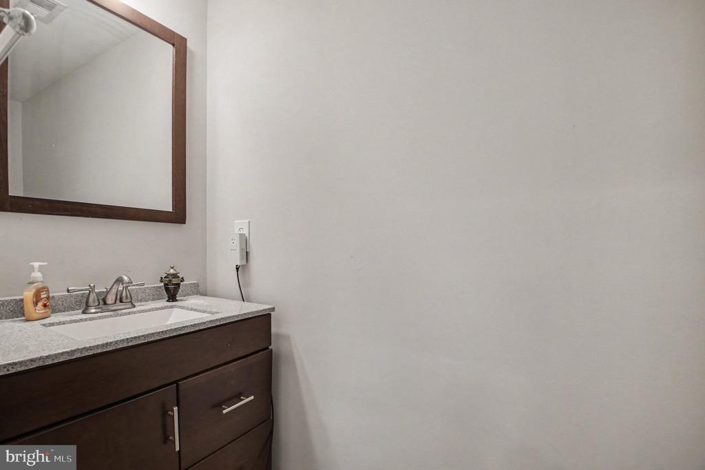 20161 MARE TERRACE