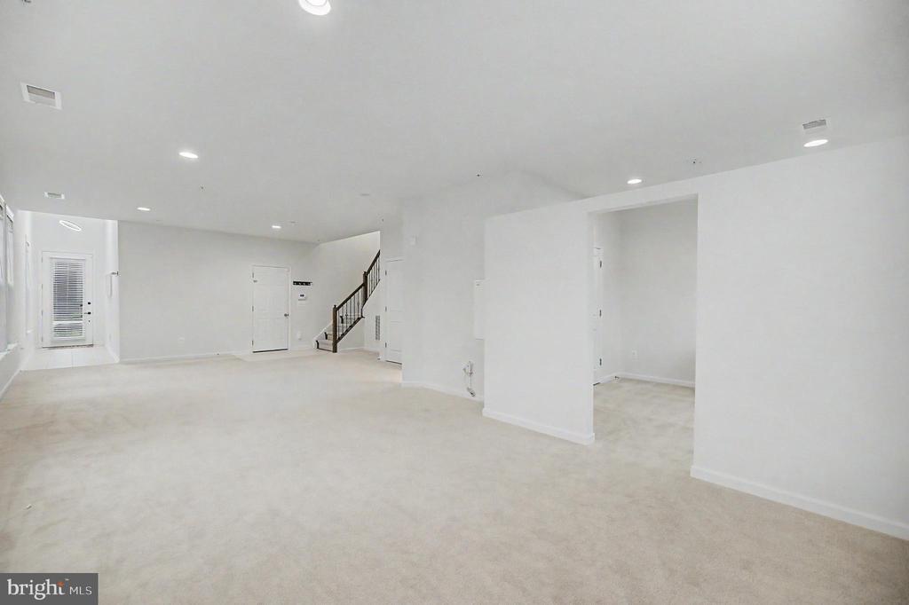 23398 EPPERSON SQUARE