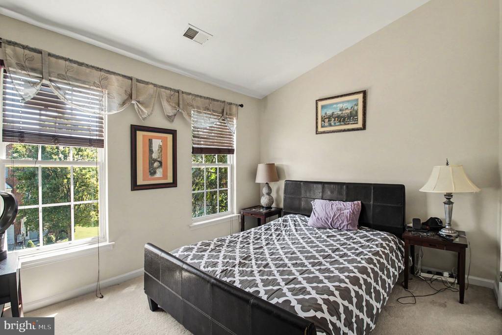 19219 SWEIG TERRACE