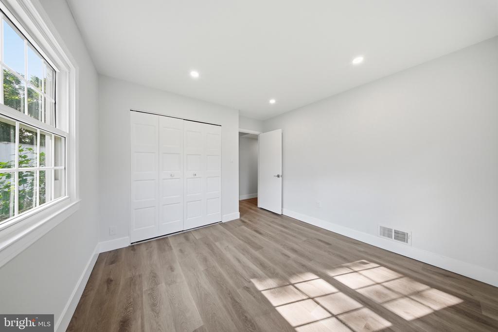 413 HARDING COURT