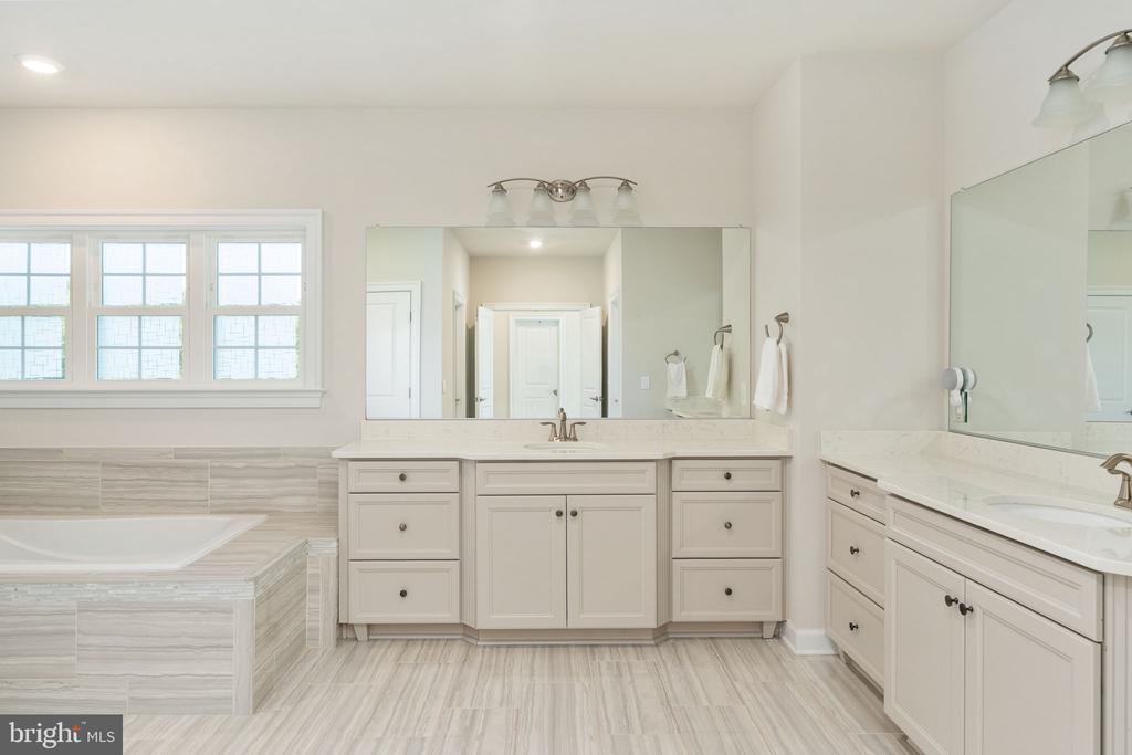 26593 MORGANS CROSSING PLACE