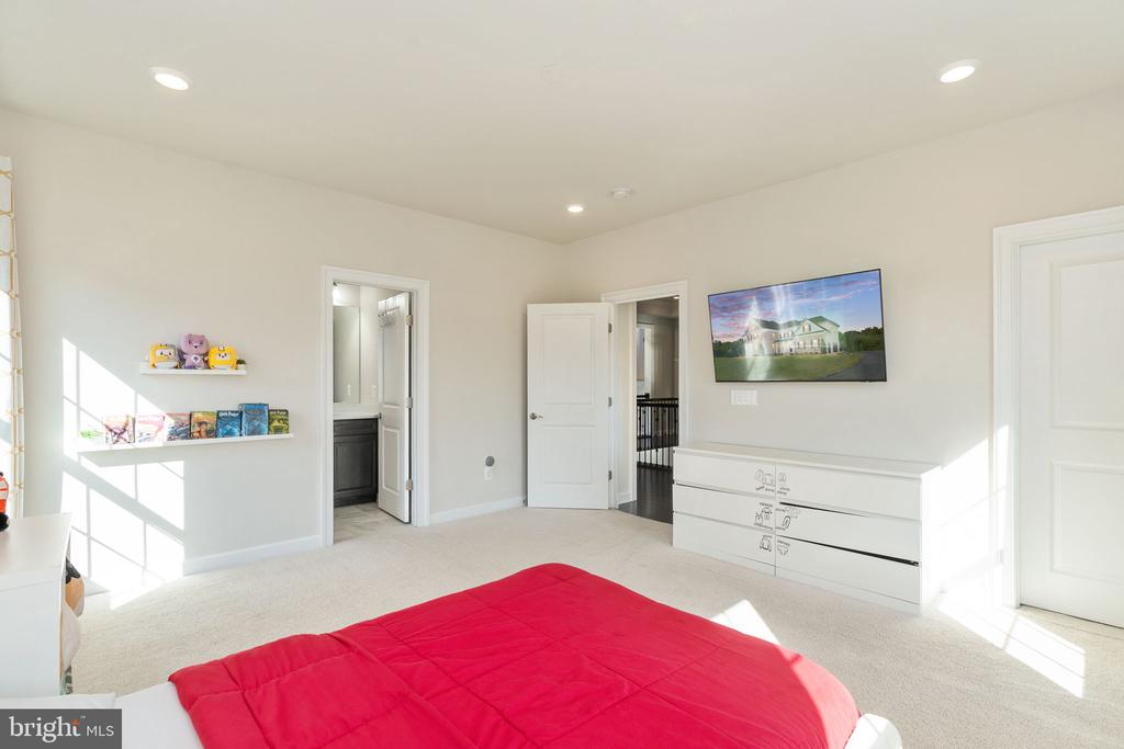 26593 MORGANS CROSSING PLACE