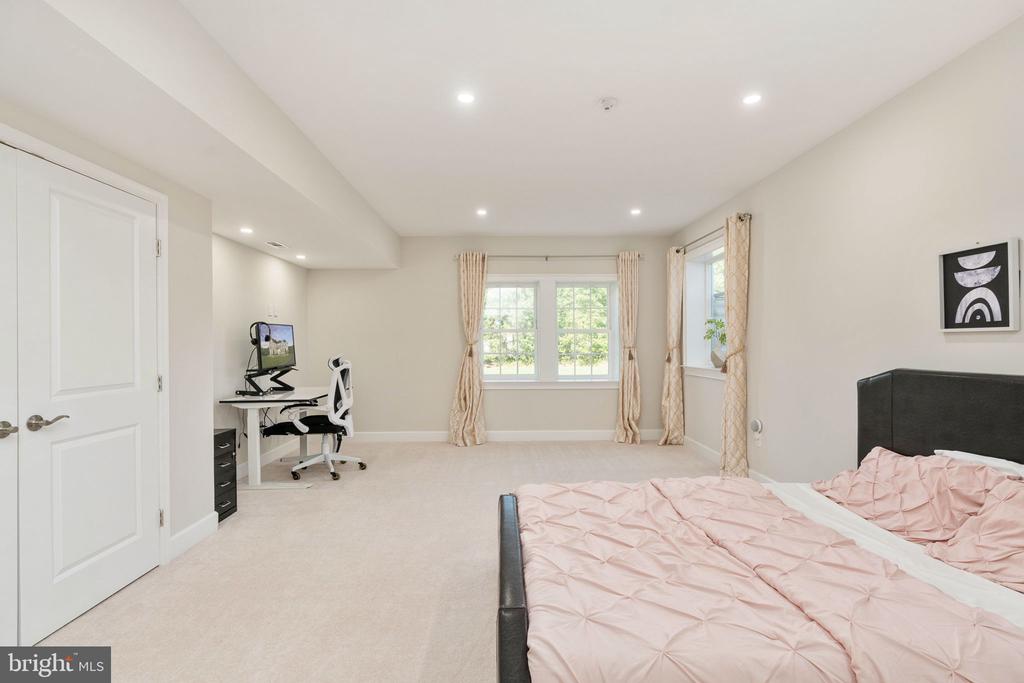 26593 MORGANS CROSSING PLACE