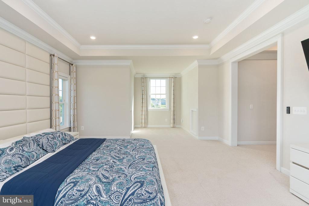 26593 MORGANS CROSSING PLACE