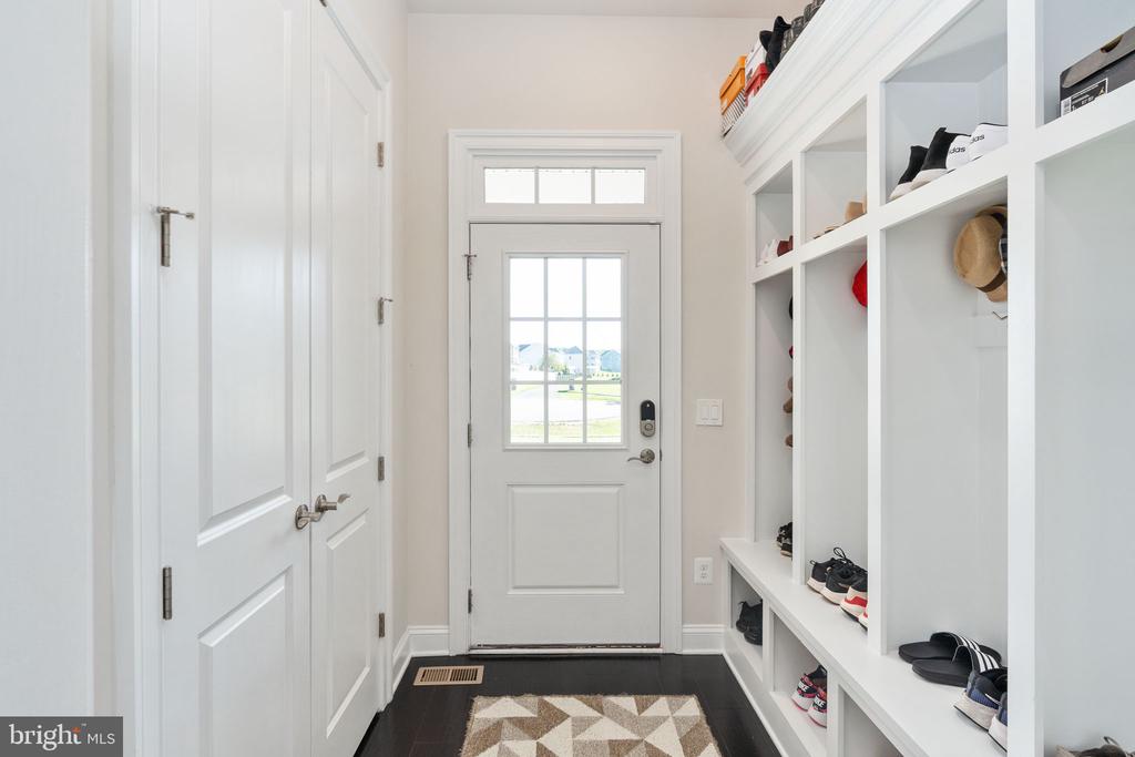 26593 MORGANS CROSSING PLACE