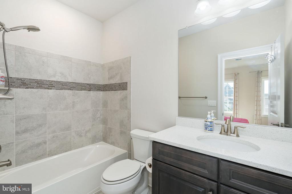 26593 MORGANS CROSSING PLACE
