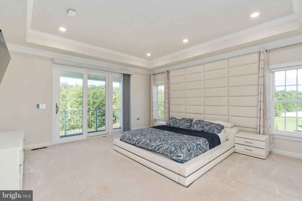 26593 MORGANS CROSSING PLACE