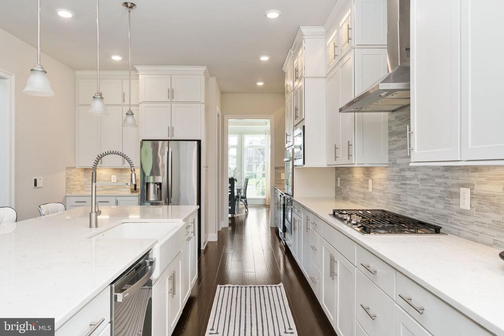 26593 MORGANS CROSSING PLACE