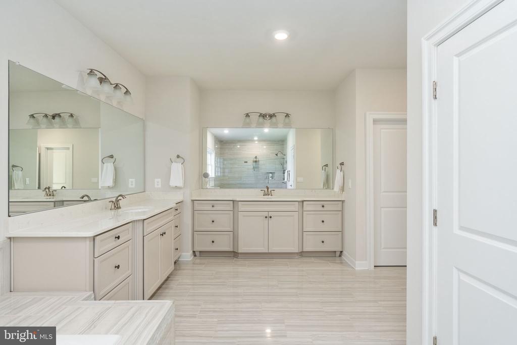 26593 MORGANS CROSSING PLACE