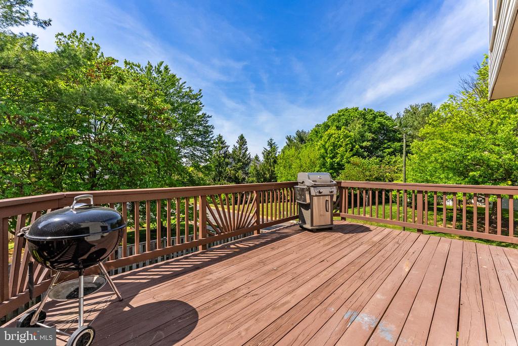 9320 GARST DRIVE