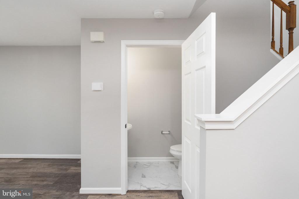 9342 FRINGE TREE LANE