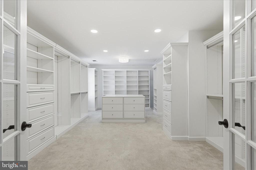 9212 ZACHARY COURT