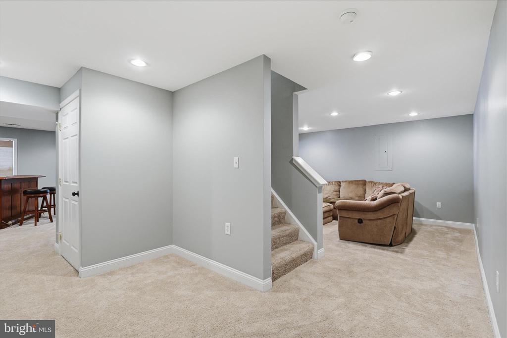 9212 ZACHARY COURT