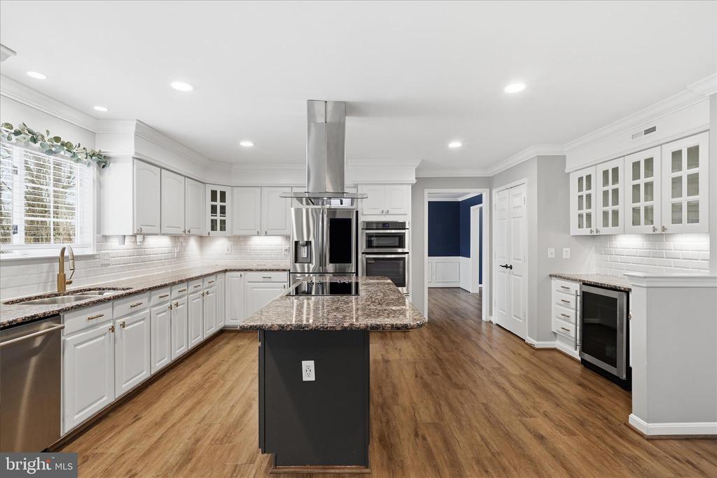 9212 ZACHARY COURT