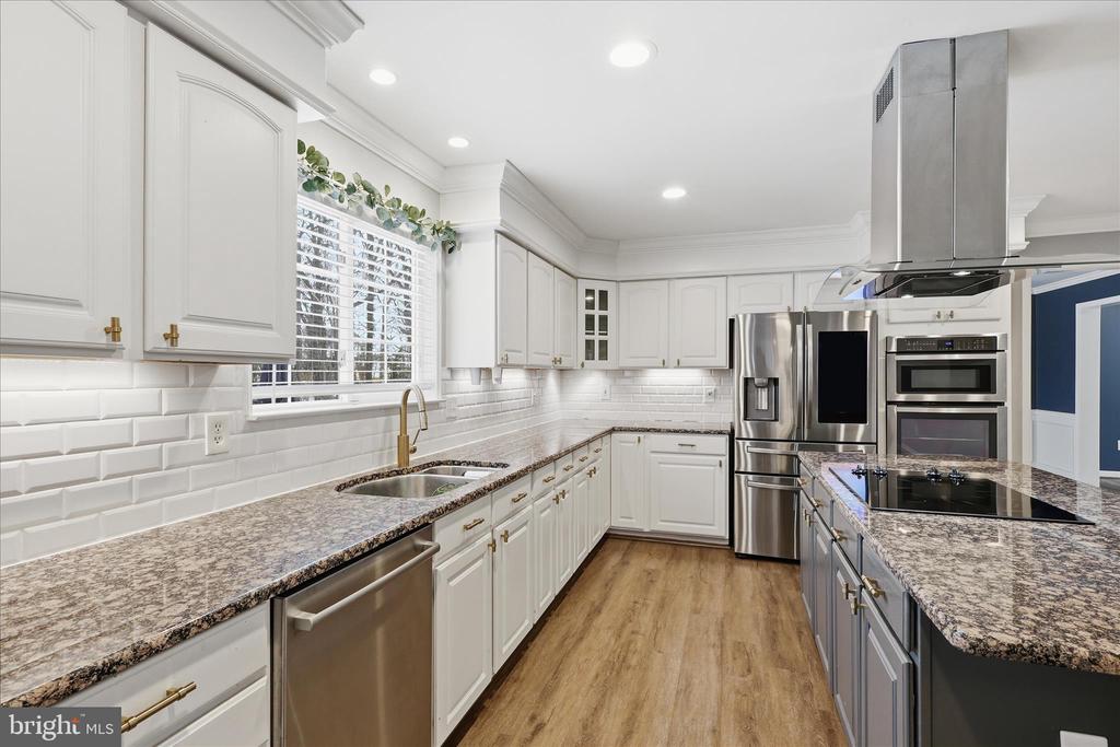 9212 ZACHARY COURT