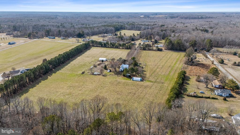 1092 HULL NECK ROAD