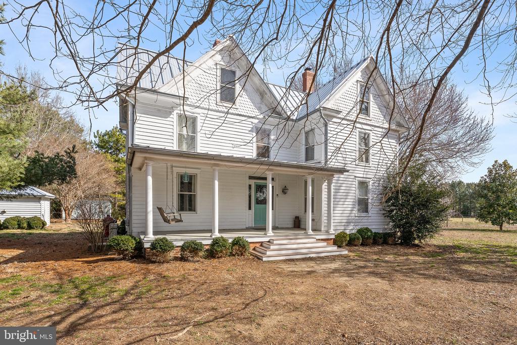 1092 HULL NECK ROAD