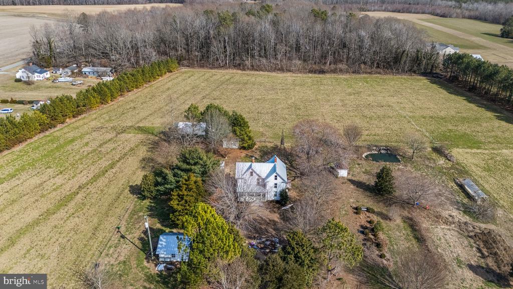1092 HULL NECK ROAD