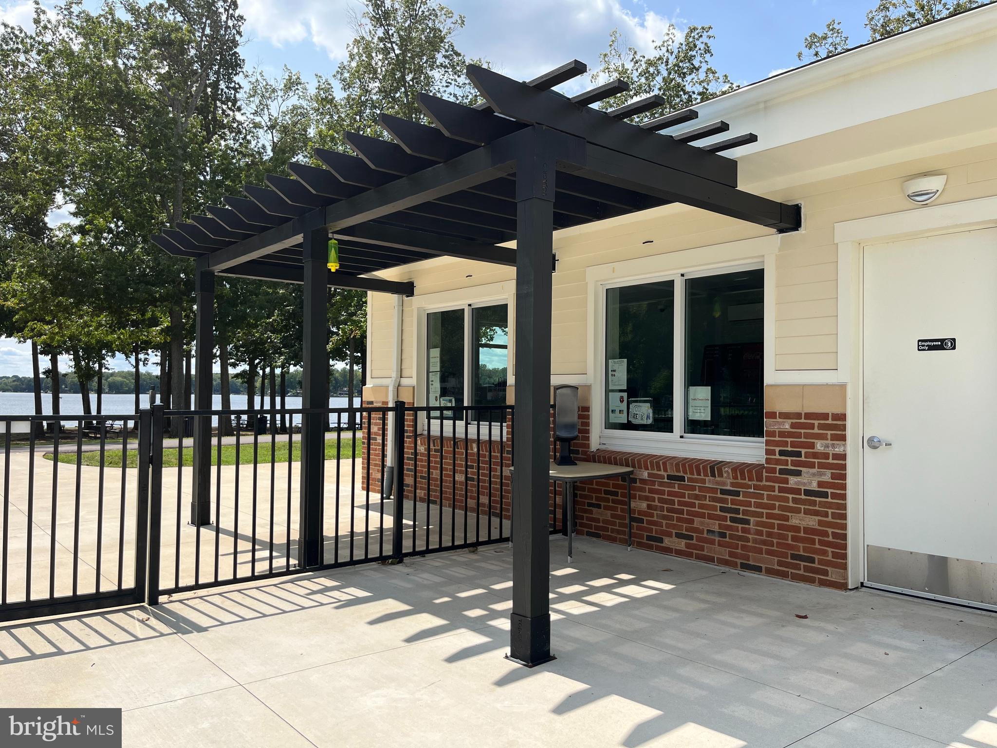 406 WILDERNESS DRIVE