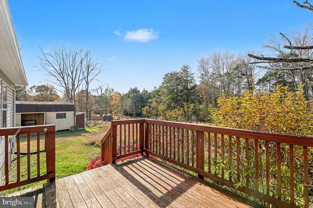 11370 WOODLAND DRIVE