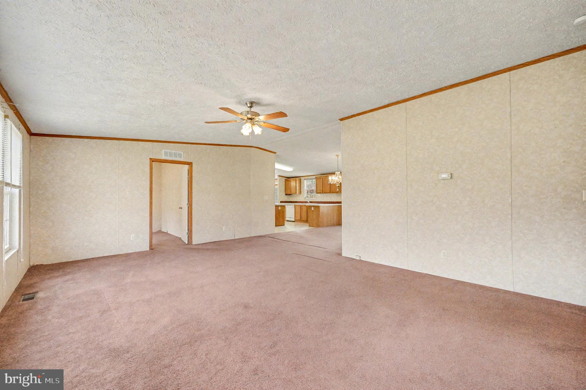 11370 WOODLAND DRIVE