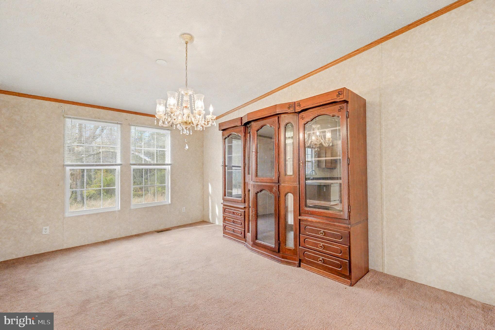 11370 WOODLAND DRIVE