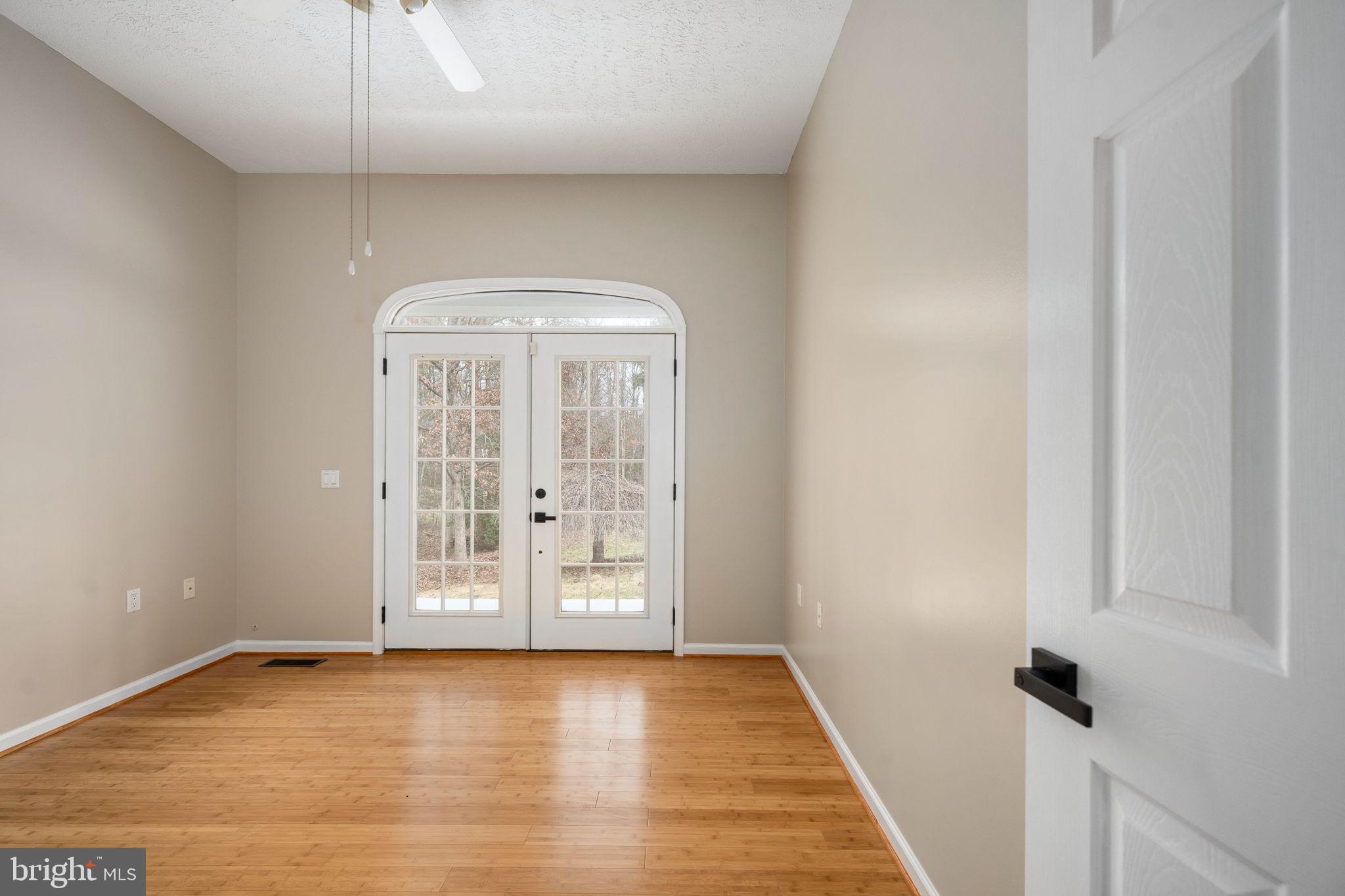 24394 EDDIES WALK WAY