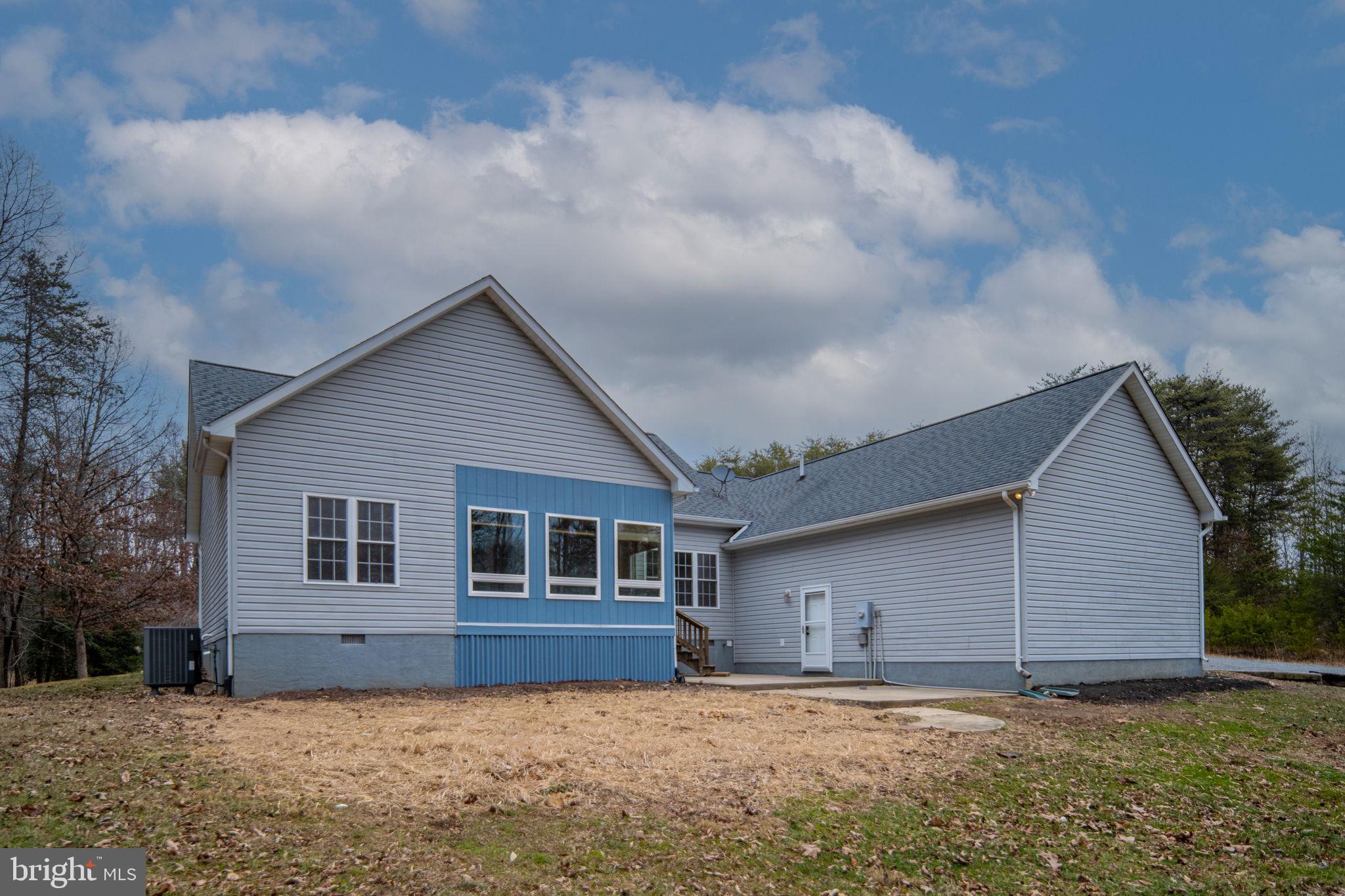 24394 EDDIES WALK WAY