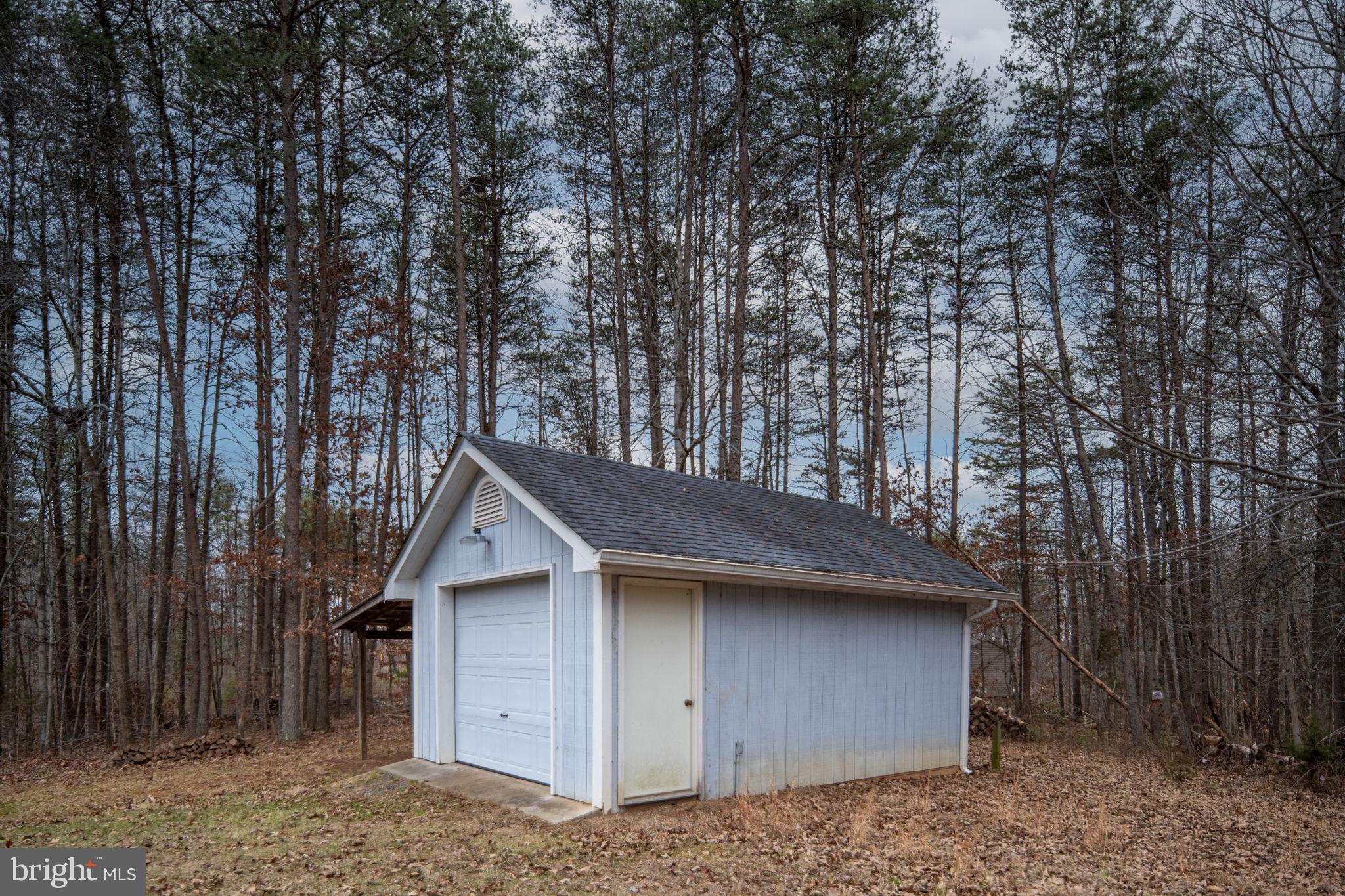 24394 EDDIES WALK WAY