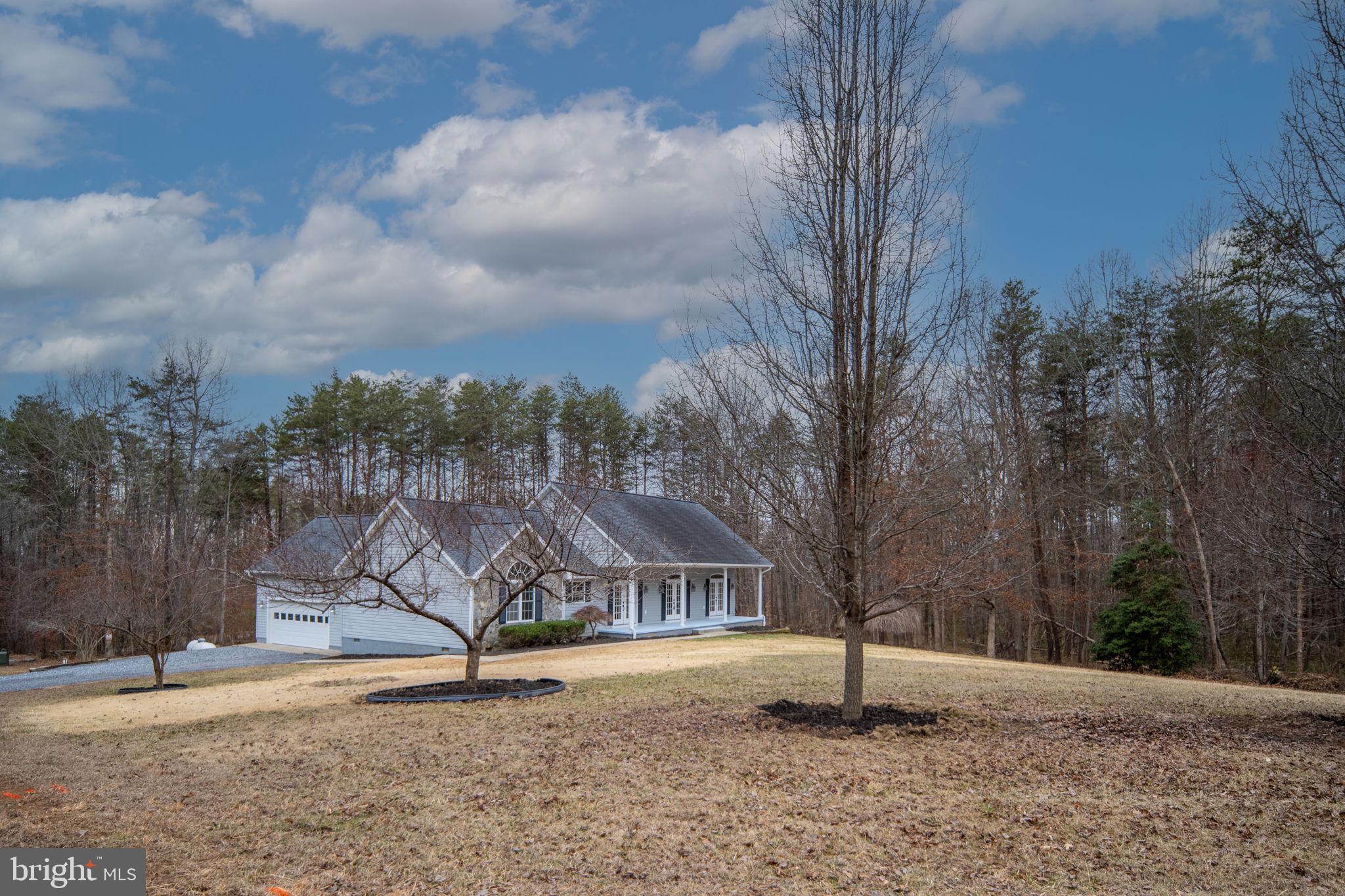 24394 EDDIES WALK WAY