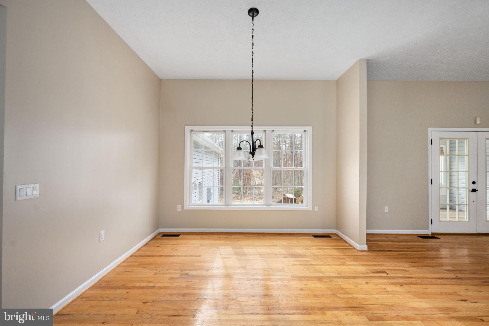 24394 EDDIES WALK WAY