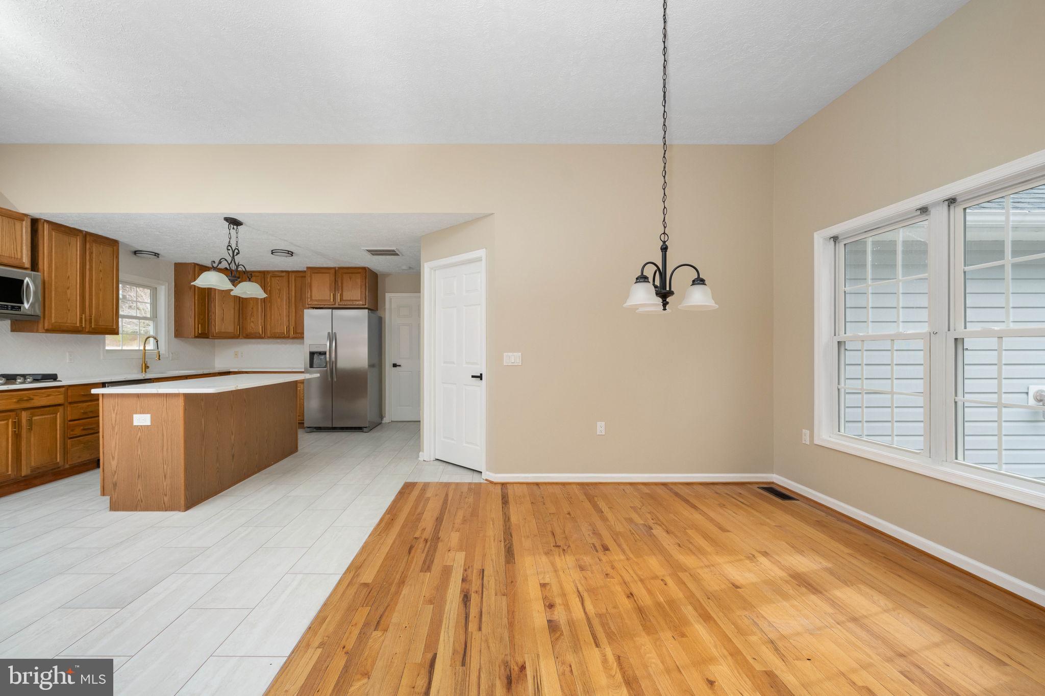 24394 EDDIES WALK WAY