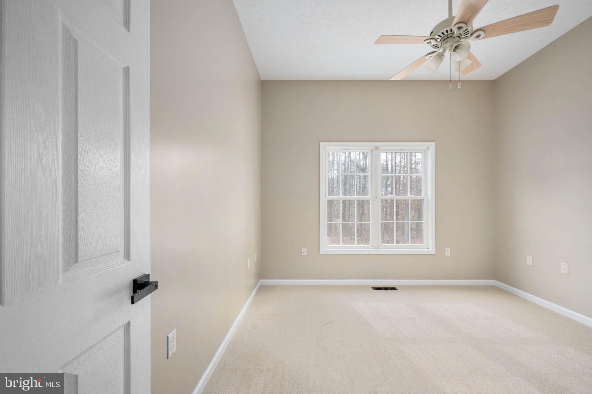 24394 EDDIES WALK WAY