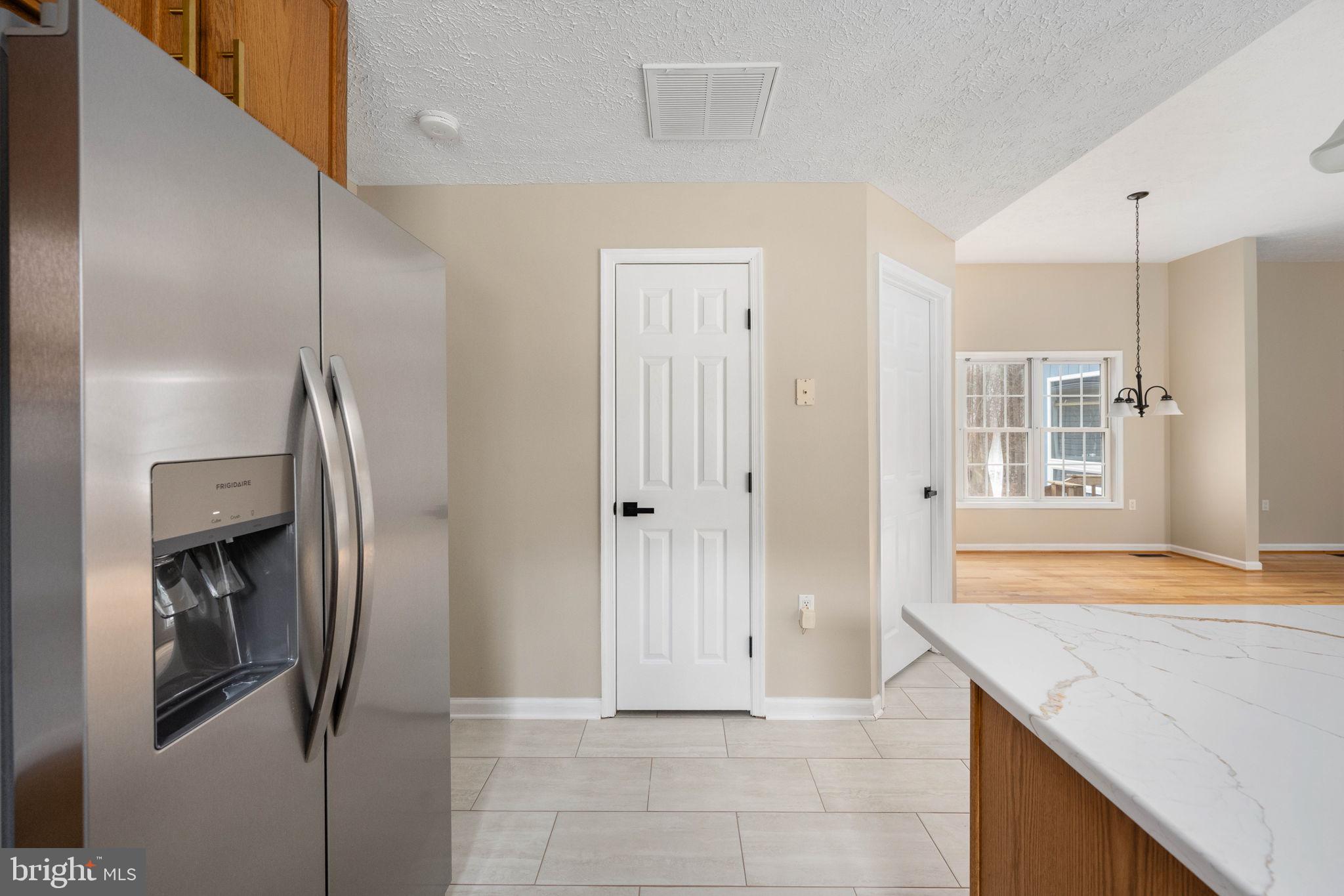 24394 EDDIES WALK WAY