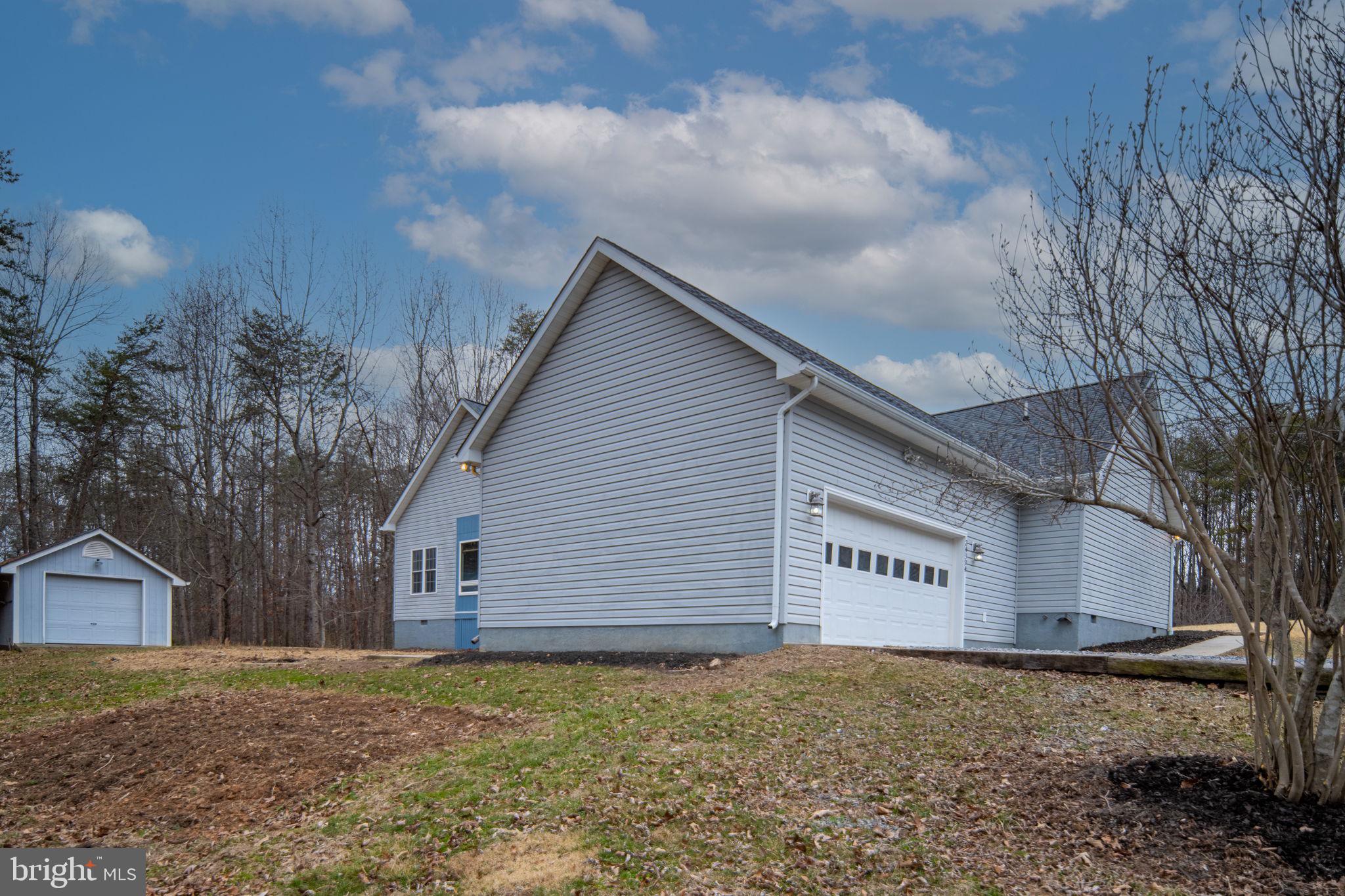 24394 EDDIES WALK WAY