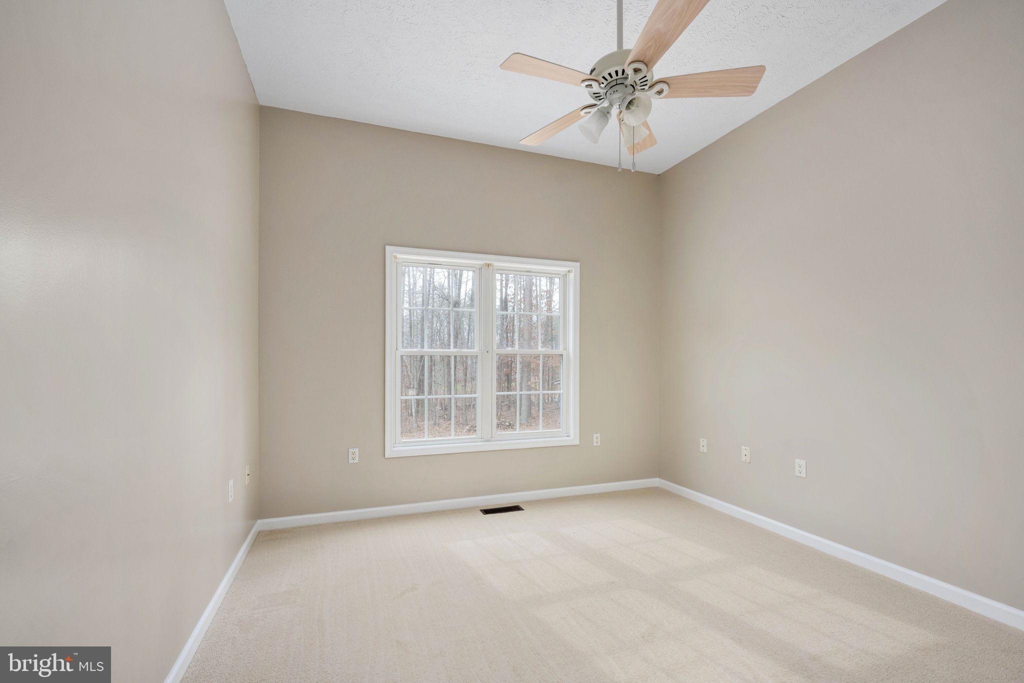 24394 EDDIES WALK WAY